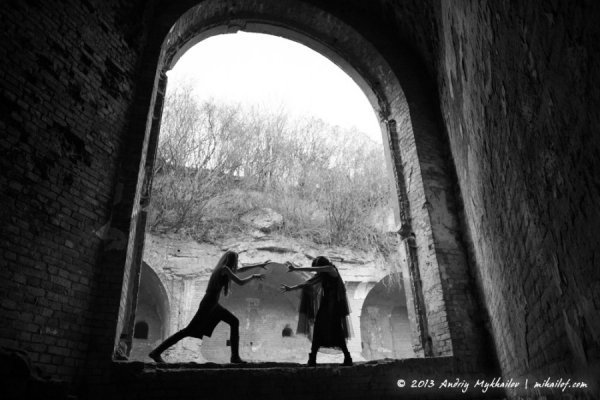 «Стильний Хеллоуїн»: фотопленер у закинутому форті